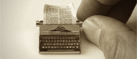 cropped-cropped-smallest-typewriter21